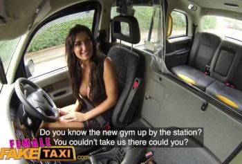 Женский Fake seks besplatno Taxi включая сперму в рот и кремпай для принцессы Jas
