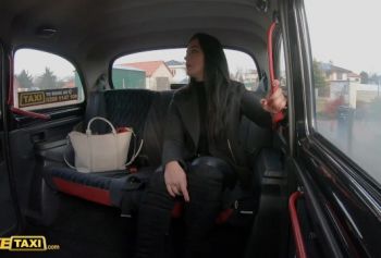 ФАЛЬШИВОЕ ТАКСИ: русское порно чат рулетка GO GO ТАНЦОВЩИЦА ДАЕТ И ПРИВАТНЫЙ VIP ТАНЕЦ