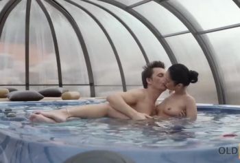 OLD4K. БОГАТЫЙ дивитись секс МУЖЧИНА СЧАСТЛИВ ПРОВЕСТИ ВЕСЬ ДЕНЬ С МОЛОДЕНЬКОЙ LASSIE