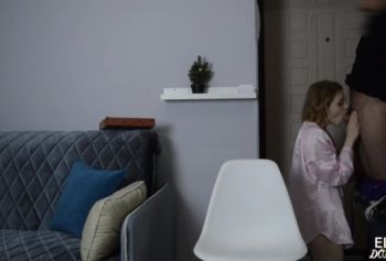 Сделала отличный порево мам минет доставщику пиццы - Ellie Dopamine трахнули за бесплатную пиццу